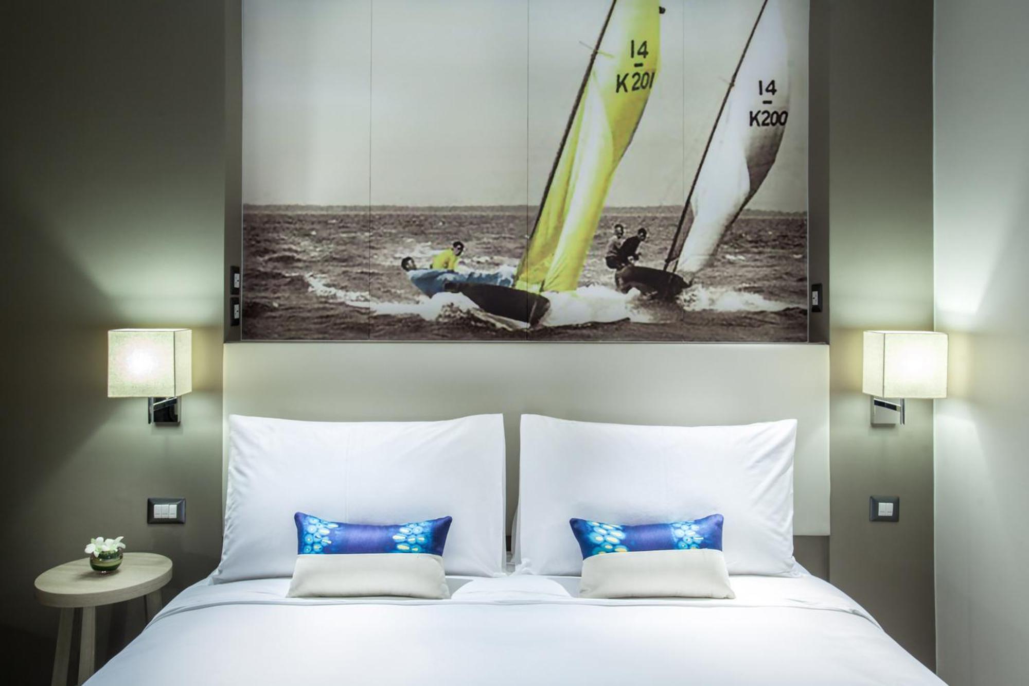 Superior King Room Ocean View