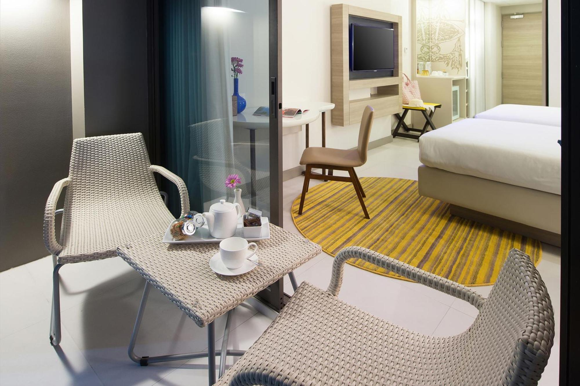 Superior King Room Ocean View